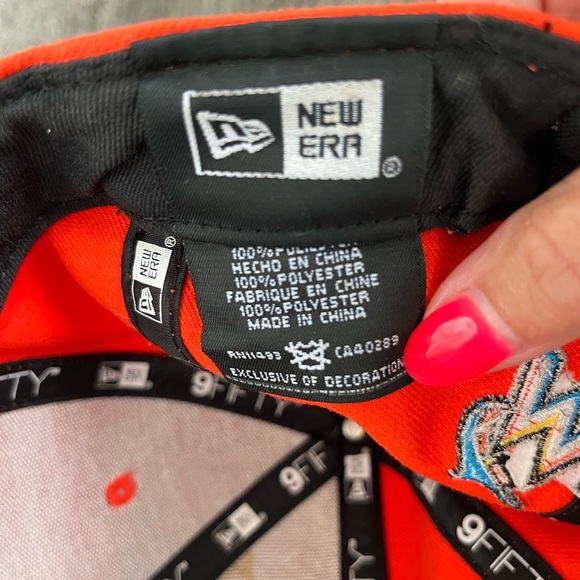 Miami Marlins Two Tone Hat - Picture 5 of 5